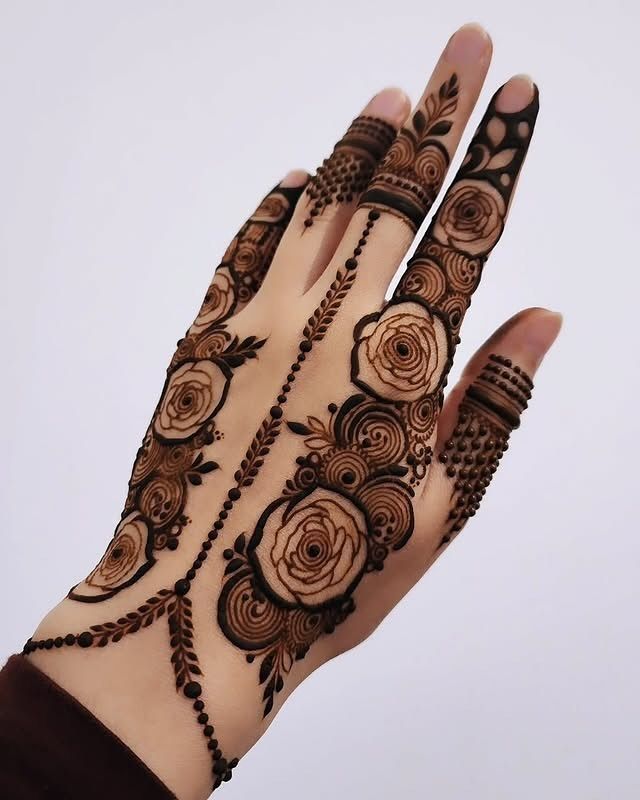 mehndi designs