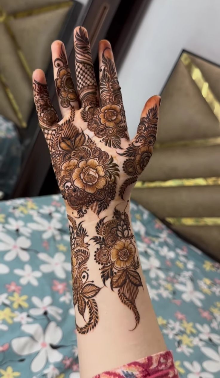 mehndi designs