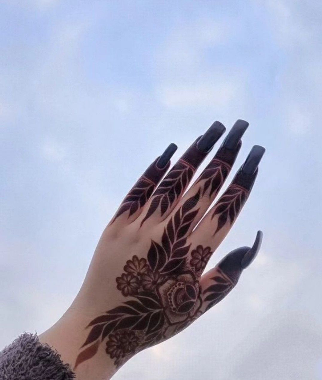 MEHNDI
