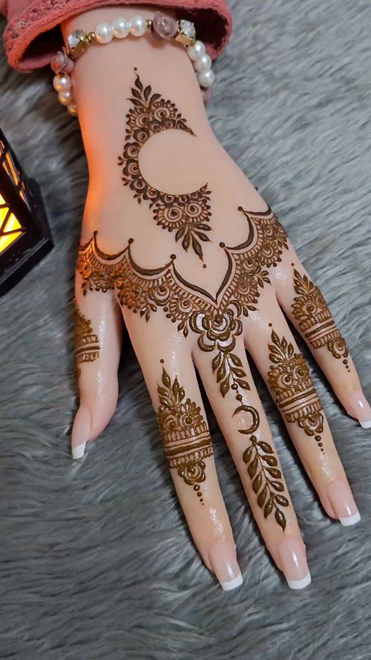 mehndi designs